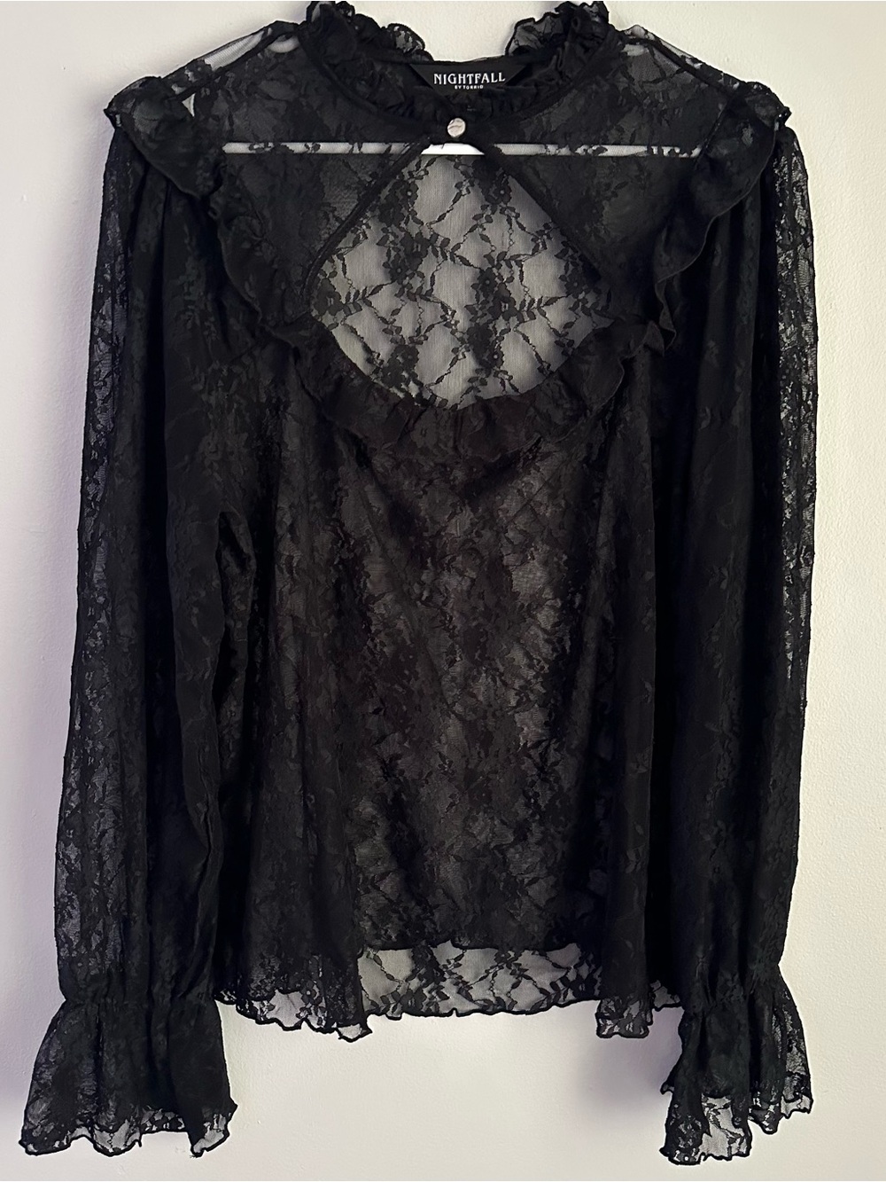 Torrid 1 nightfall Black Lace Ruffle Long Sleeve Blouse 1x goth whimsigoth 1xl